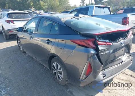 2017 Toyota Prius Prime z USA, uszkodzony, nr VIN JTDKARFP7H3048796